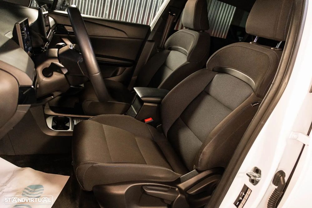 MG MG4 64 kWh Comfort - 32