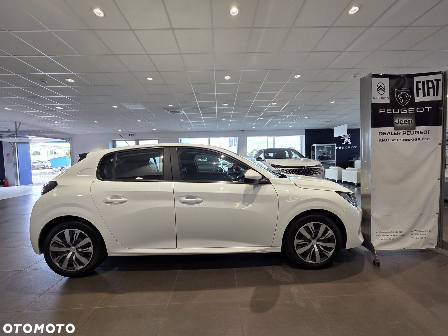 Peugeot 208 - 3