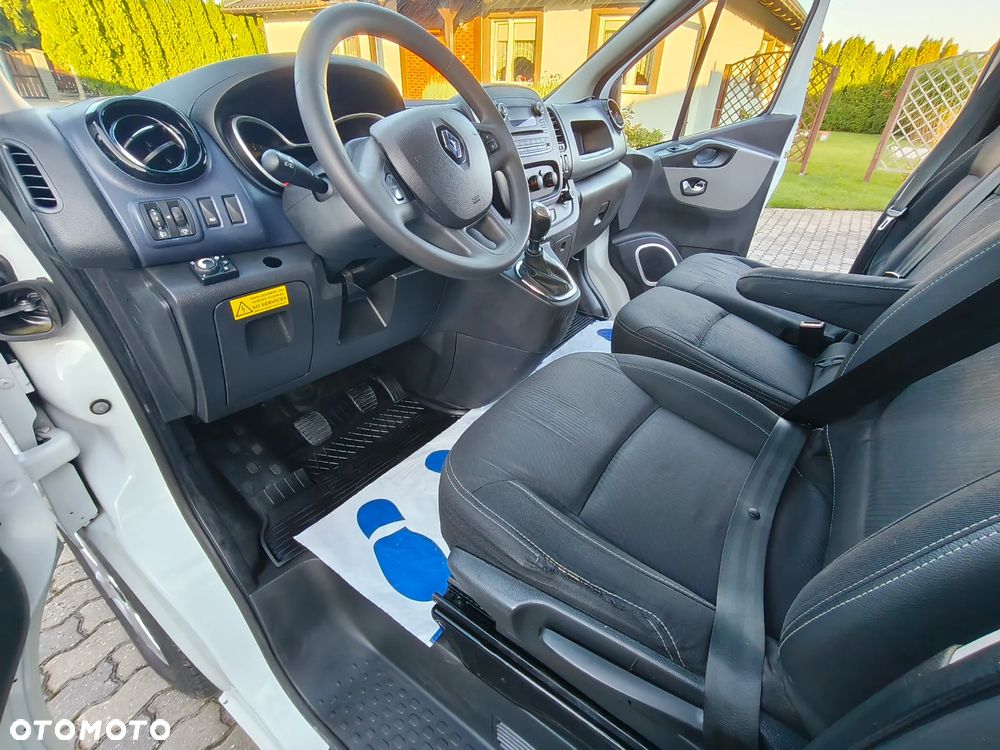 Renault TRAFIC - 22