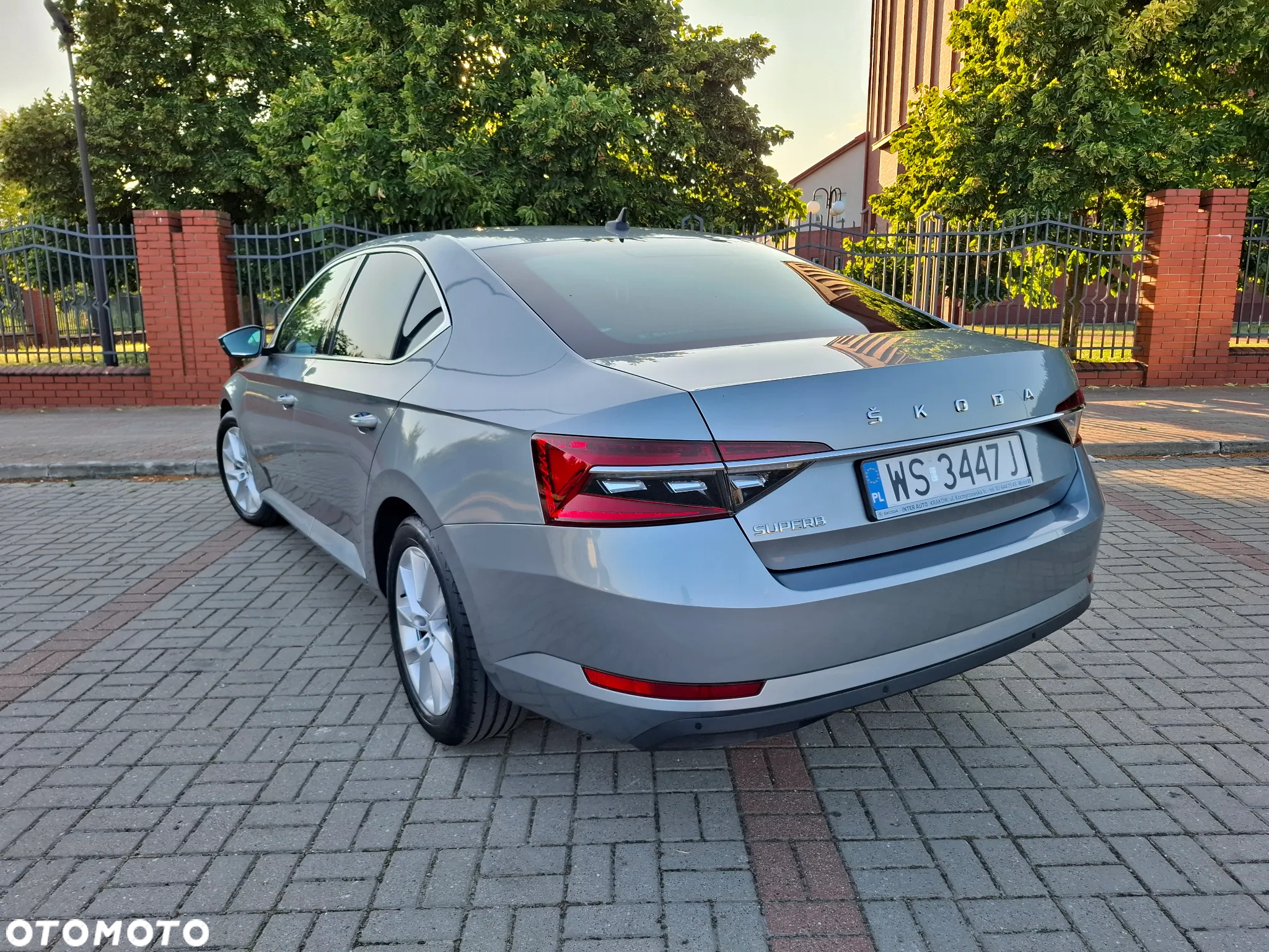 Skoda Superb 2.0 TSI Ambition DSG - 4