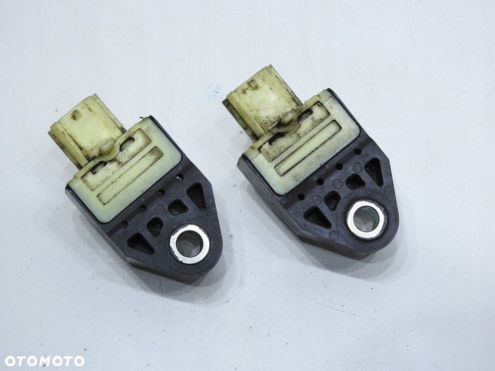 SENSOR UDERZENIA BOCZNY SUBARU FORESTER III - 6