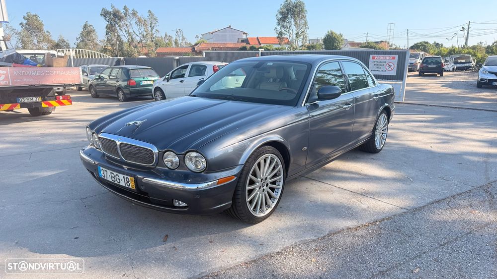 Jaguar XJ - 1