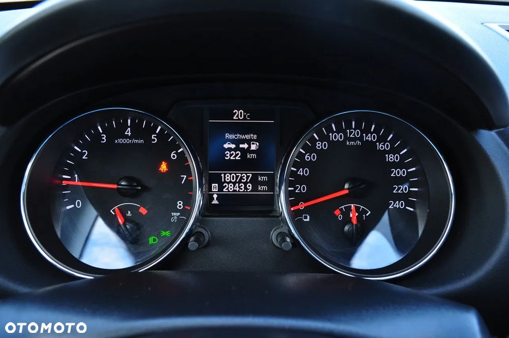 Nissan Qashqai 1.6 360 - 10