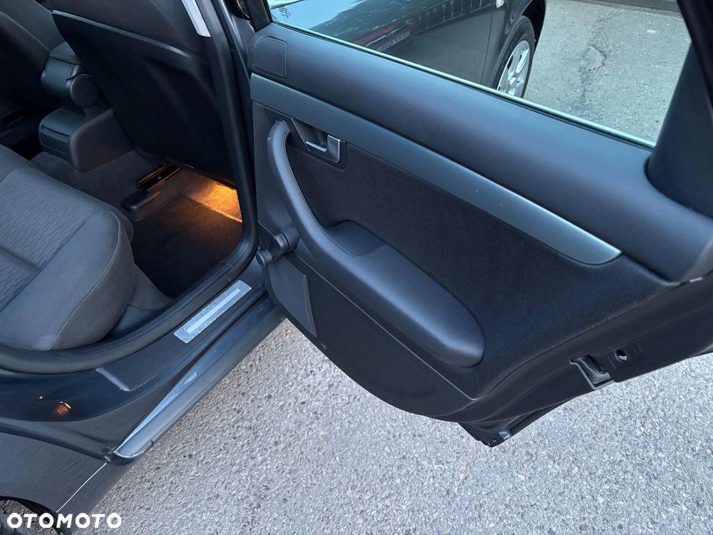 Audi A4 Limousine 1.8 T - 34