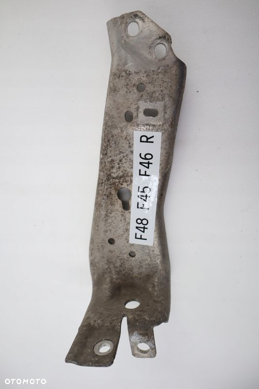 POPRZECZKA PIONOWA PASA UCHWYT BMW X1 F48 F39 F45 F46 PRAWA 51117301586