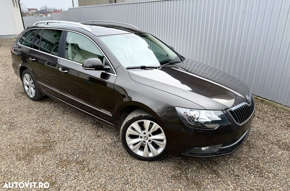 Skoda Superb 2.0 TDI 4X4 Laurin&Klement - 2