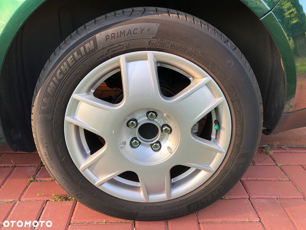 Volkswagen Bora 2.3 V5 - 9