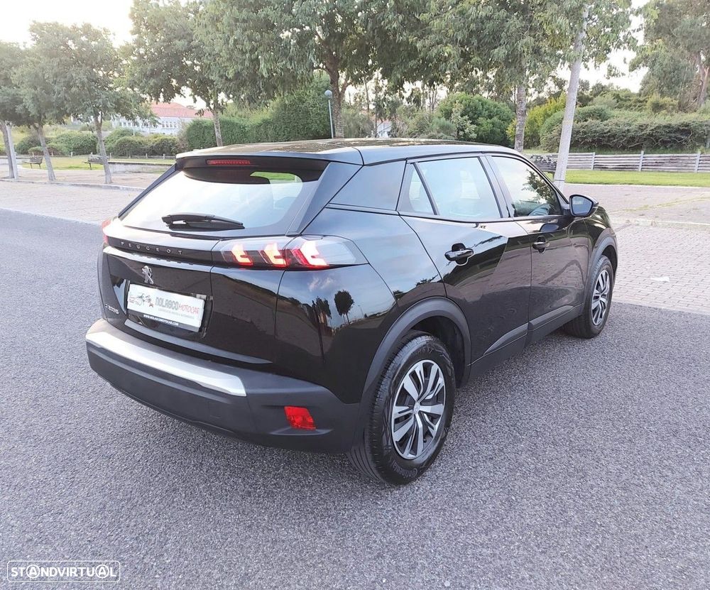 Peugeot e-2008 50 kWh Active Pack — fotografia 6