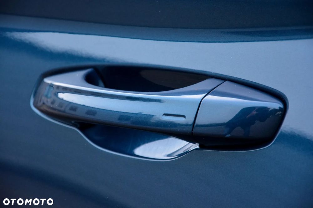 Skoda Superb 2.0 TDI DSG L&K - 11