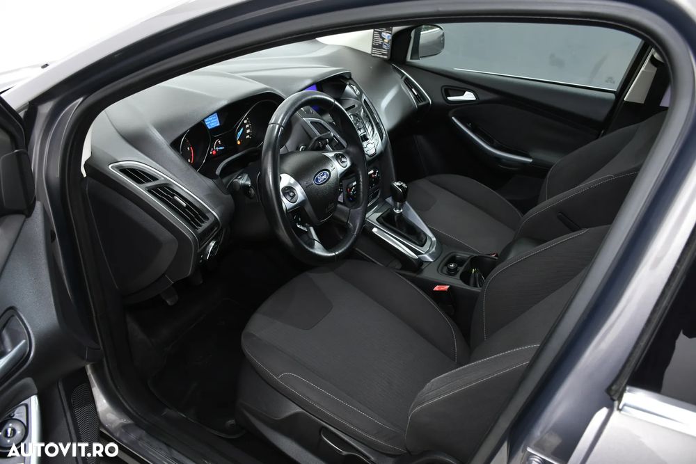 Ford Focus 1.6 TDCi DPF Start-Stopp-System Titanium - 15