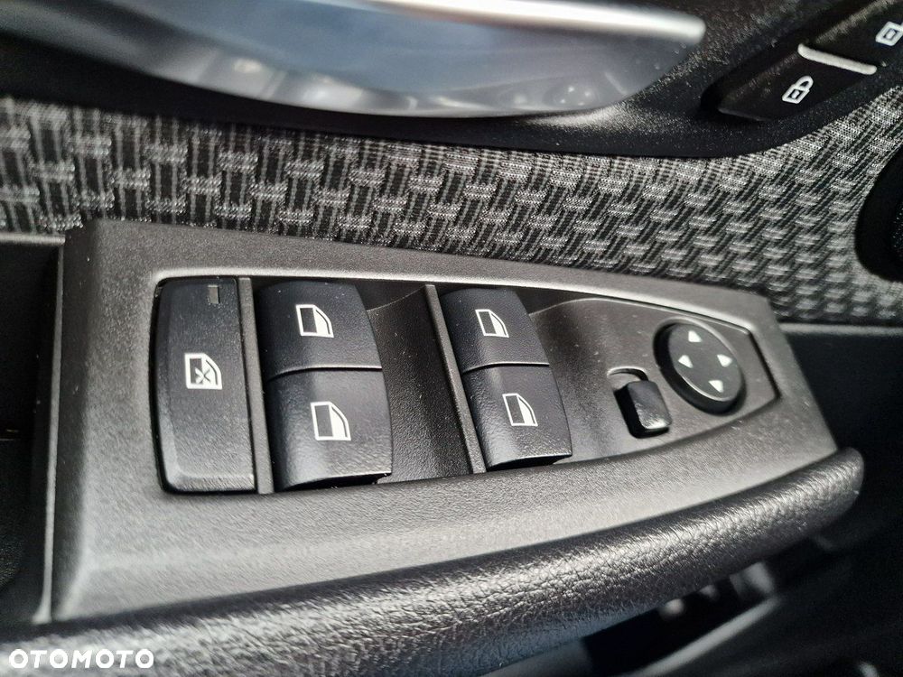 BMW Seria 2 - 36