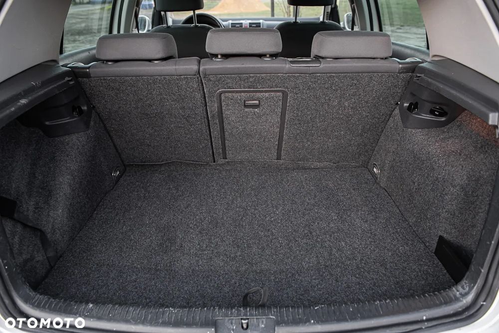 Volkswagen Golf V 2.0 FSI 4Mot Comfortline - 24