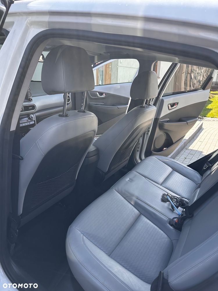 Hyundai Kona 1.6 T-GDI DCT 4WD Premium - 12