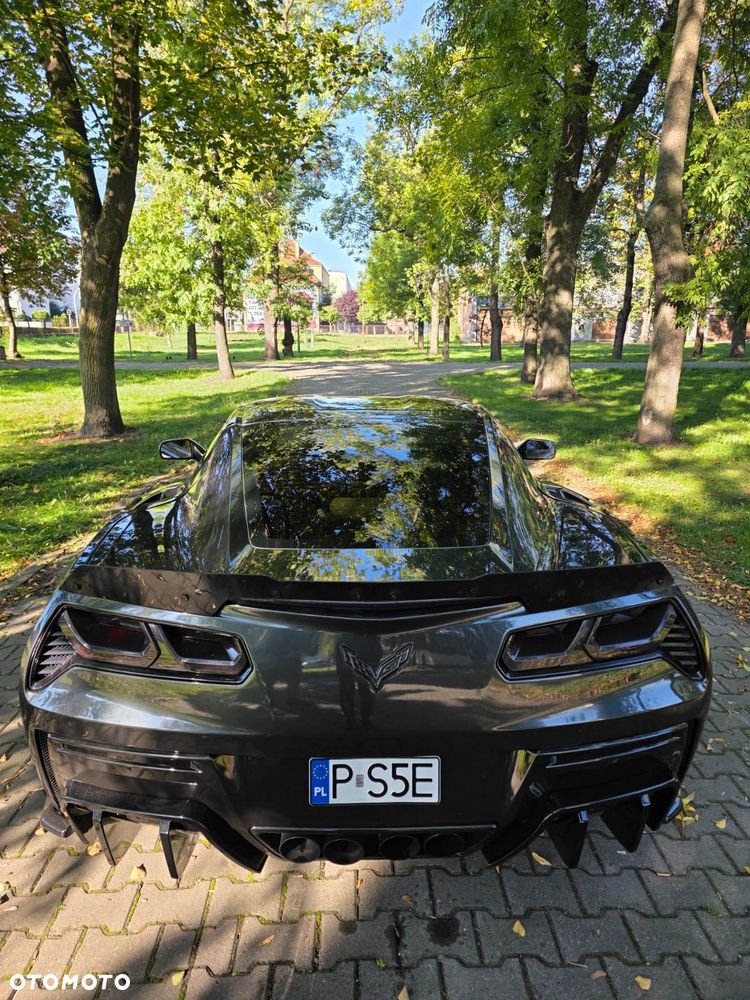 Chevrolet Corvette - 33