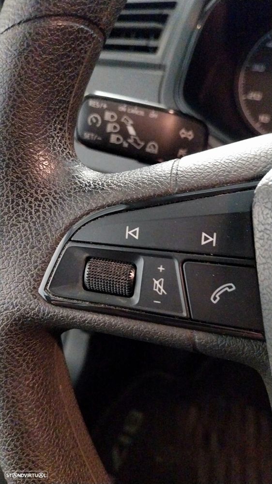 SEAT Ibiza 1.0 Reference - 11