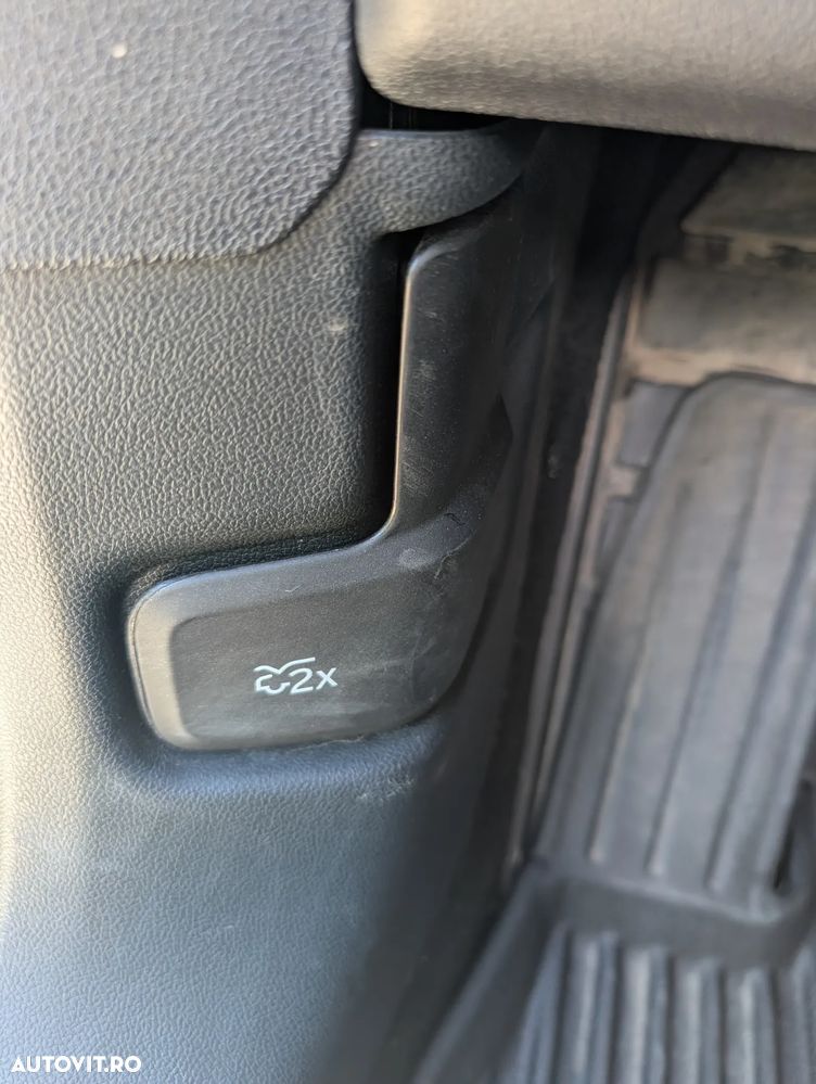 Ford Kuga 1.5 EcoBlue FWD Titanium X - 3