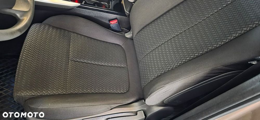 Mitsubishi Eclipse Cross - 21