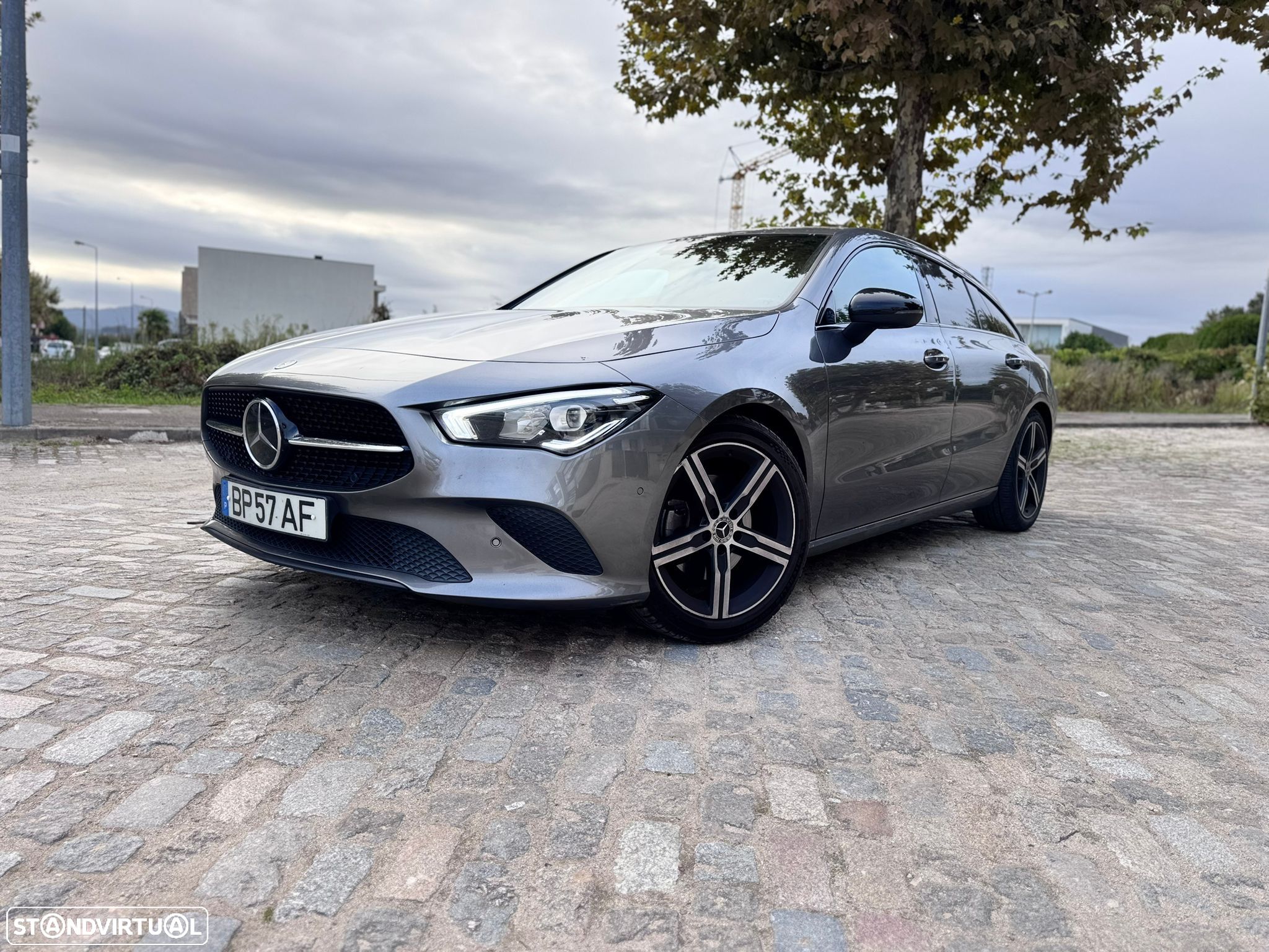 Mercedes-Benz CLA 180 - 1