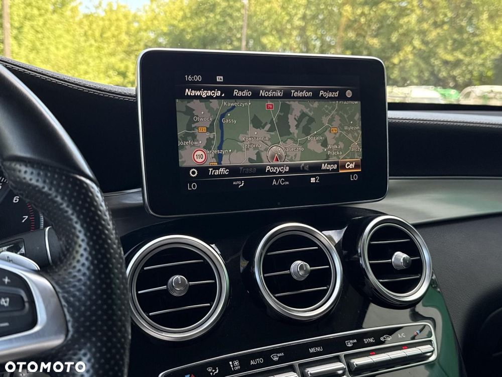 Mercedes-Benz GLC - 27