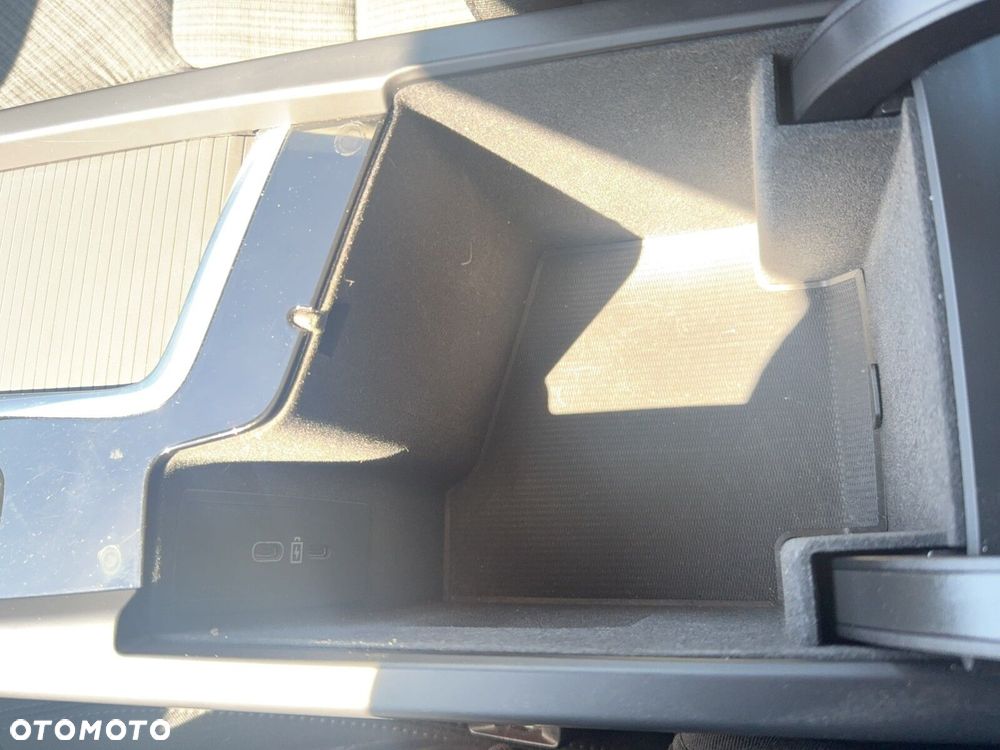 Volvo XC 60 - 29