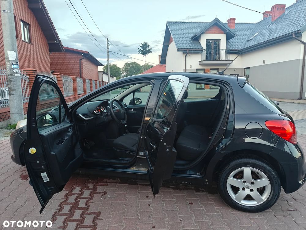 Peugeot 207 1.4 16V Trendy - 9