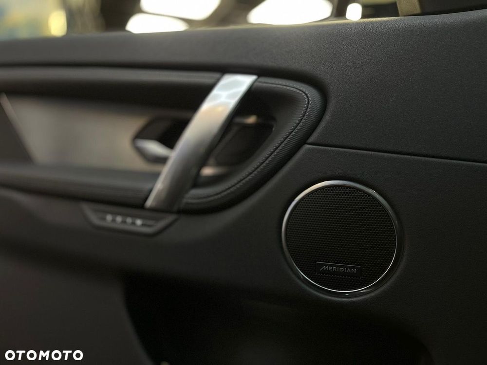 Land Rover Discovery Sport P200 Dynamic SE - 12