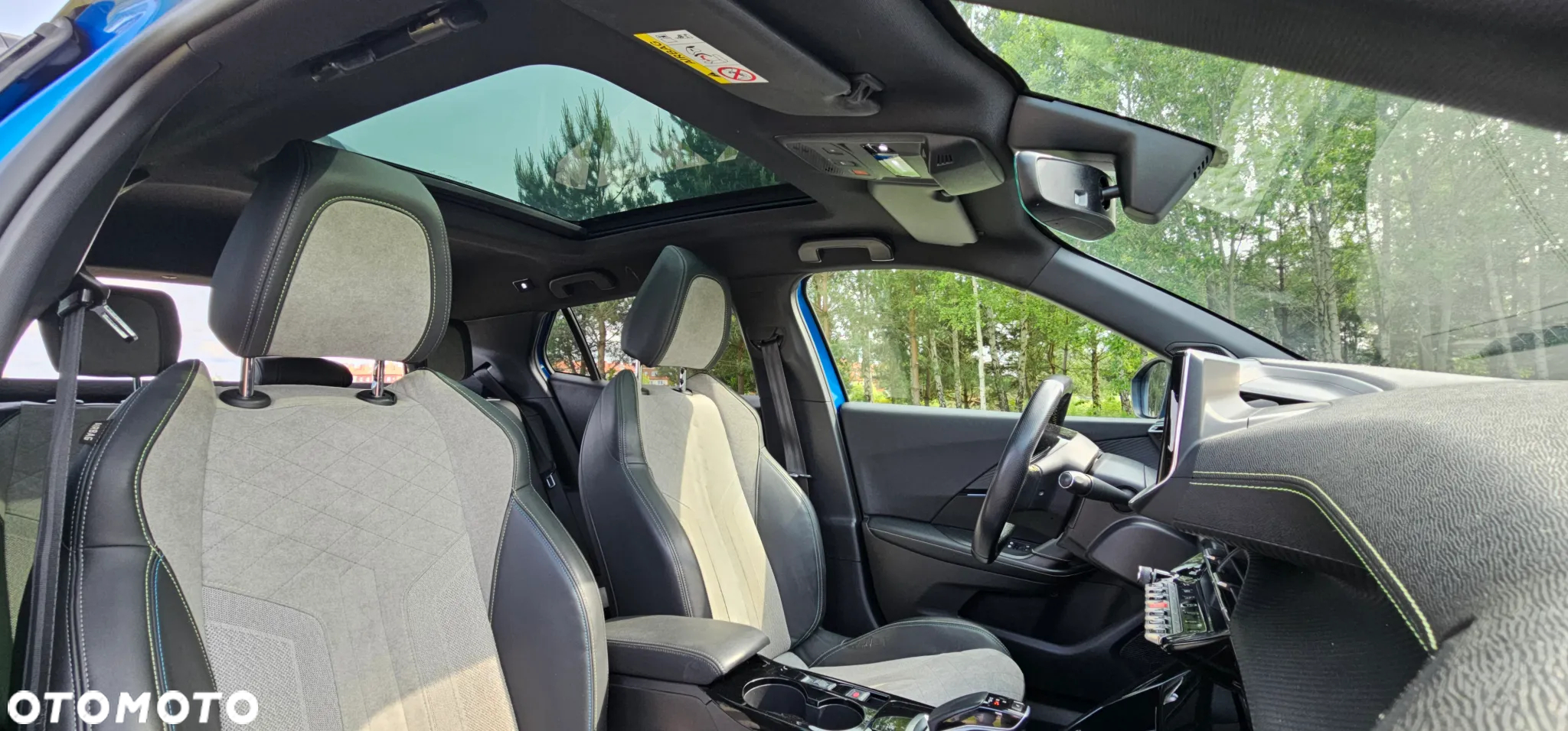 Peugeot 2008 e-2008 GT - 11