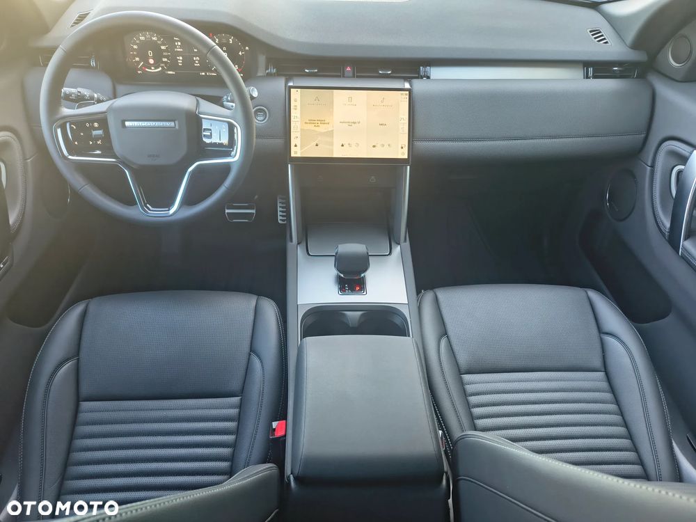 Land Rover Discovery Sport - 13