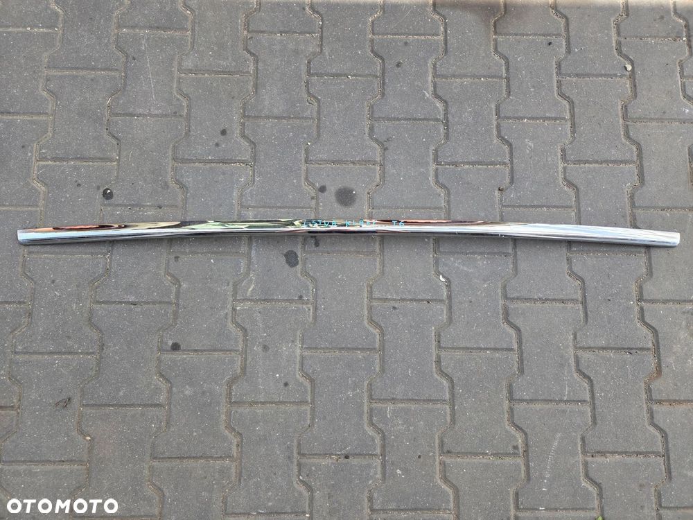 VW T6 listwa ozdobna klapy tył CHROM - 1