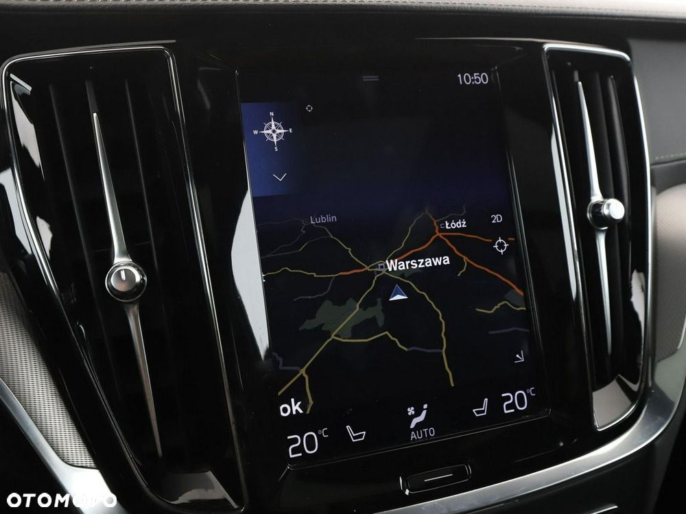 Volvo V60 T8 AWD Twin Engine Geartronic R-Design - 29