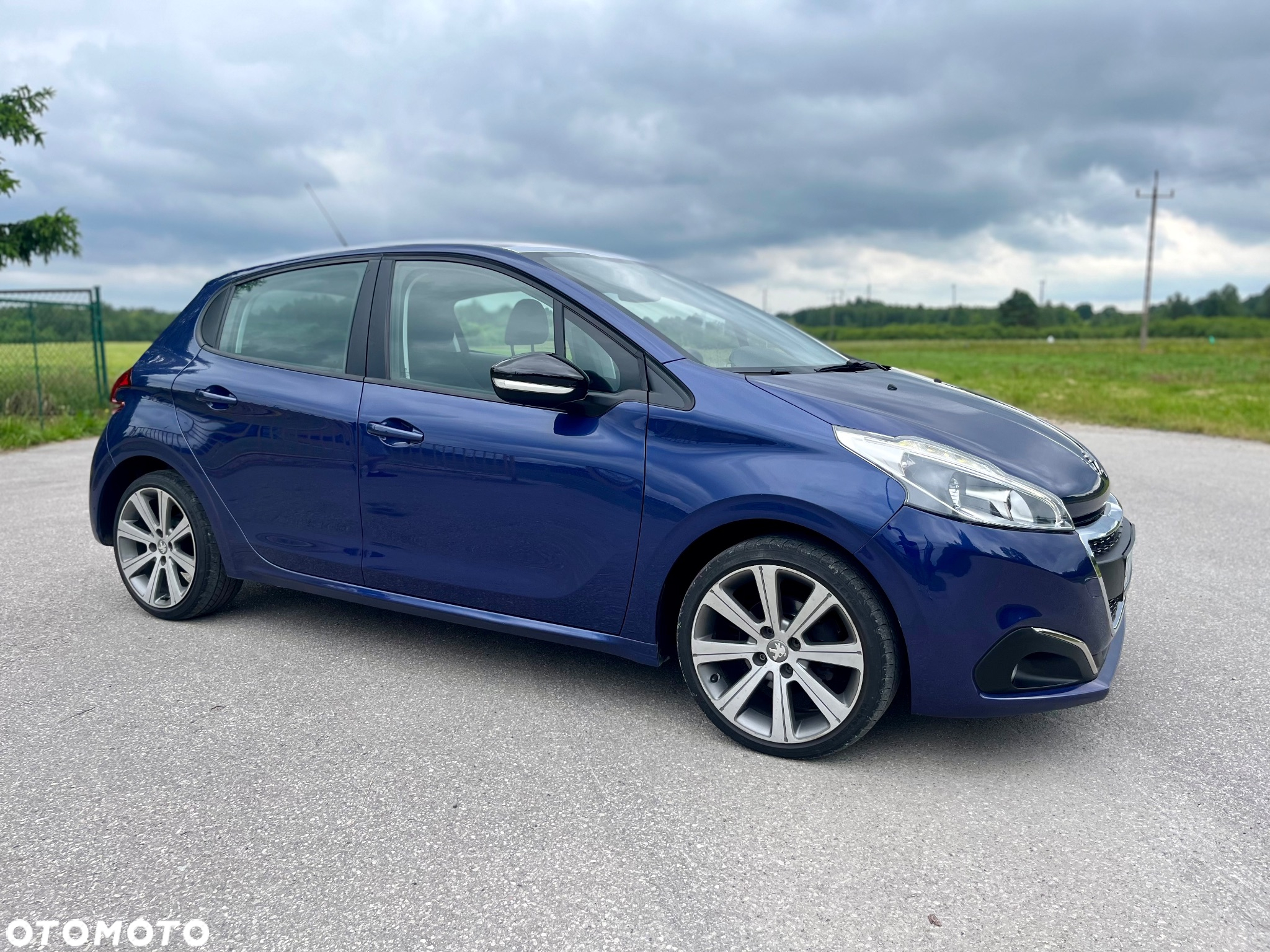 Peugeot 208 1.2 PureTech Allure - 11