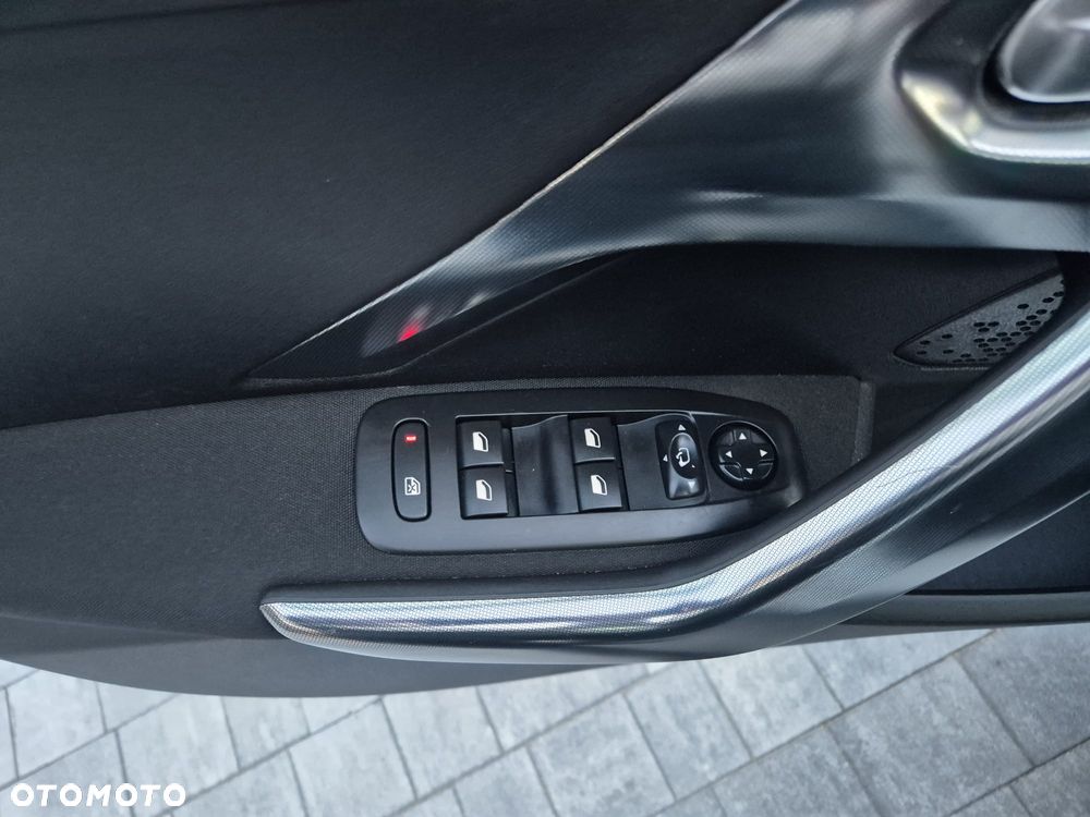 Peugeot 2008 PureTech 110 Stop&Start Business-Line - 21