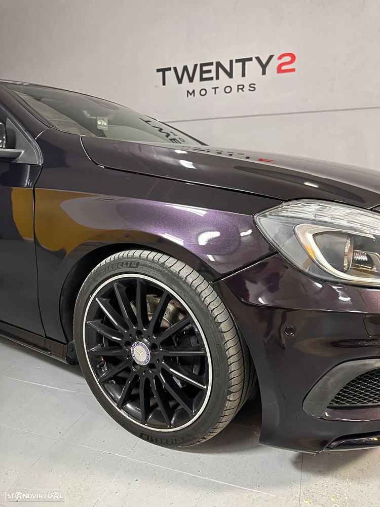 Mercedes-Benz A 220 d 7G-DCT AMG Line - 16