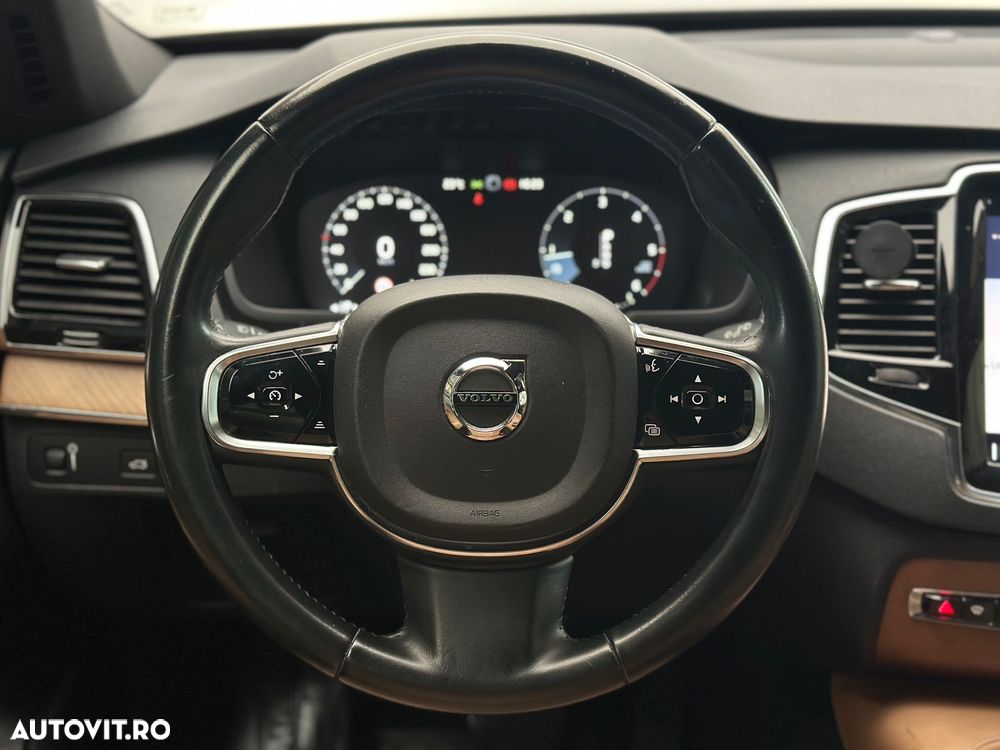 Volvo XC 90 D5 AWD Geartronic Inscription - 8
