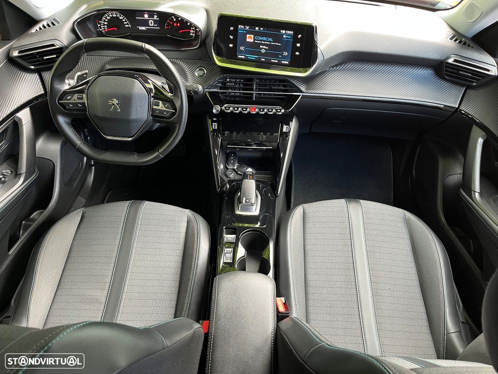 Peugeot 2008 PureTech 130 EAT8 Allure Pack - 29