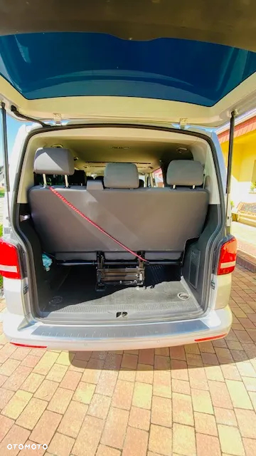 Volkswagen Caravelle - 16