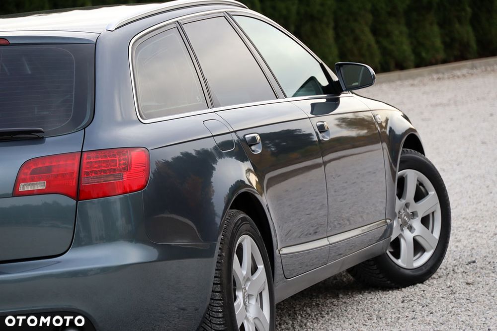 Audi A6 Avant - 17