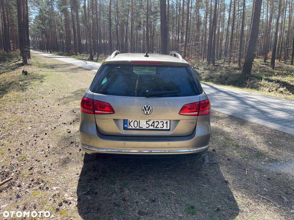Volkswagen Passat 2.0 TDI Comfortline R-Style DSG - 6