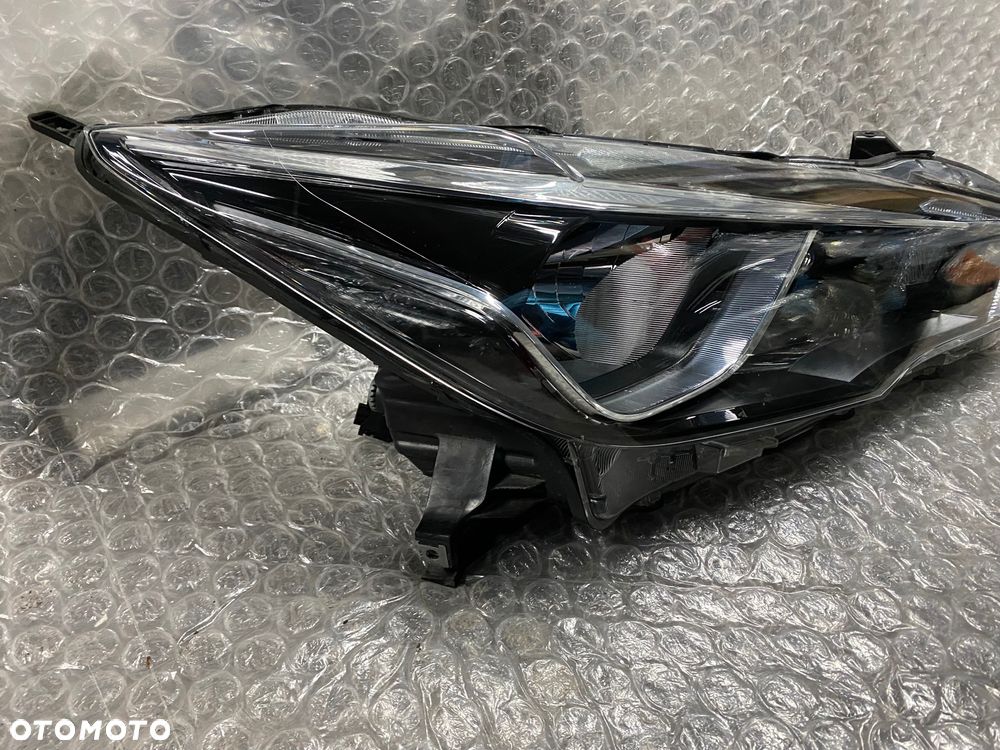 LAMPA PRAWA H7 LED NISSAN MICRA V K14 26010-5FA0A CIEMNA ZE SREBRNYM - 2