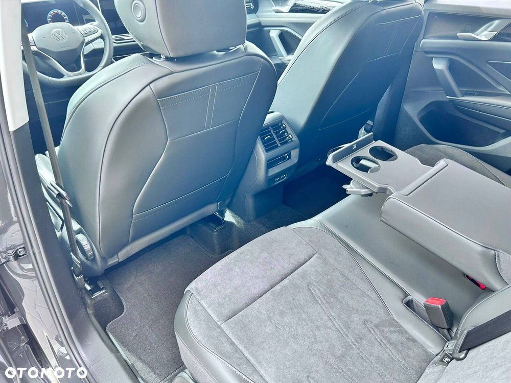 Volkswagen Tiguan - 16