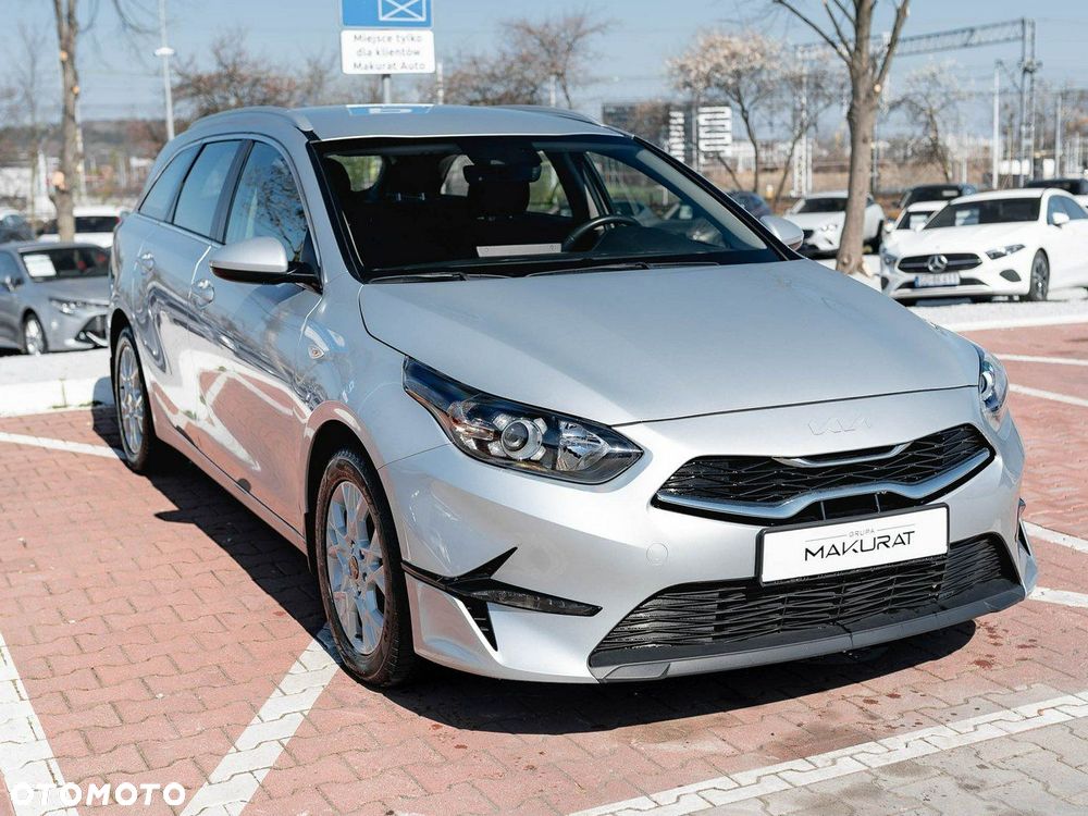 Kia Ceed 1.5 T-GDI M DCT - 4