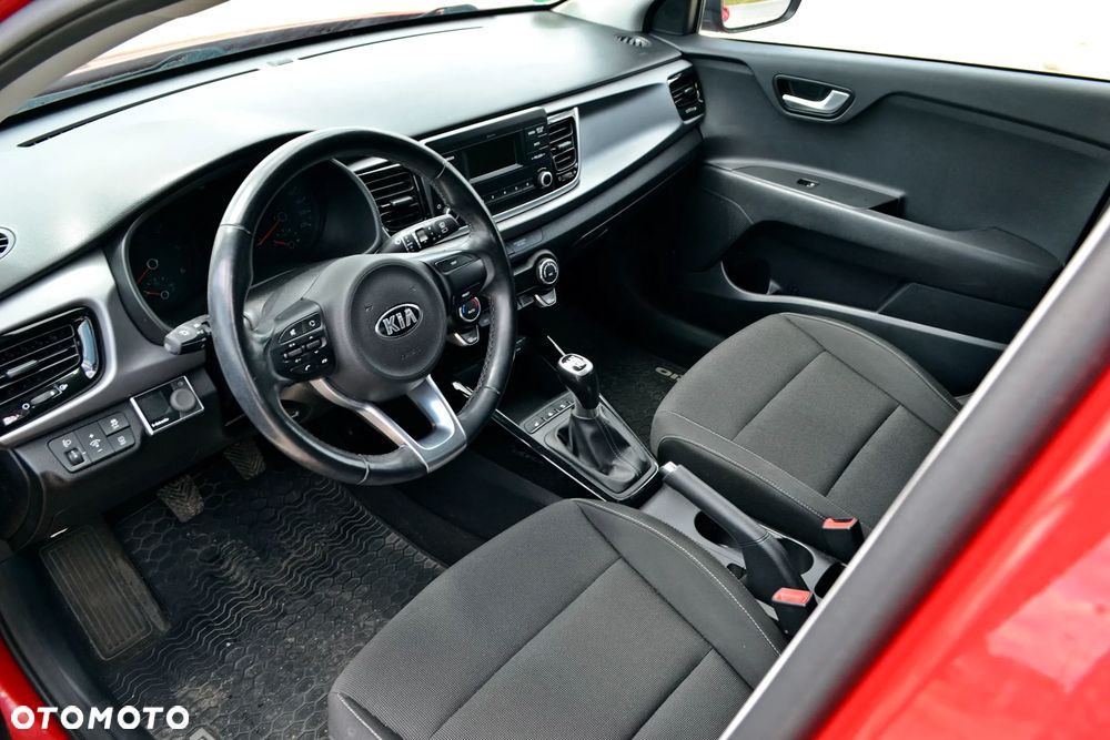 Kia Rio - 16