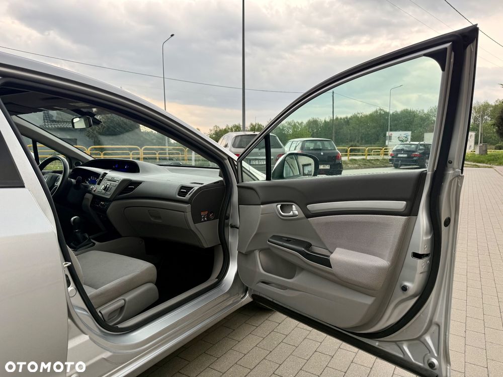 Honda Civic 1.8i-VTEC Executive - 13