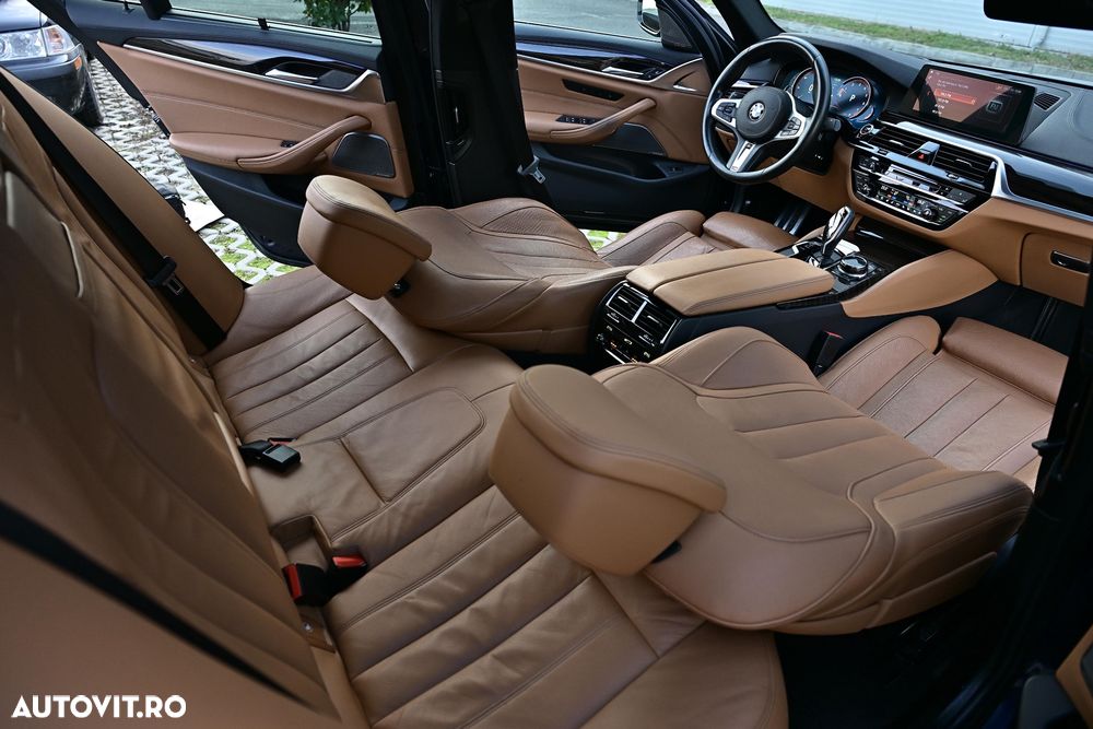 BMW Seria 5 530i xDrive AT - 31