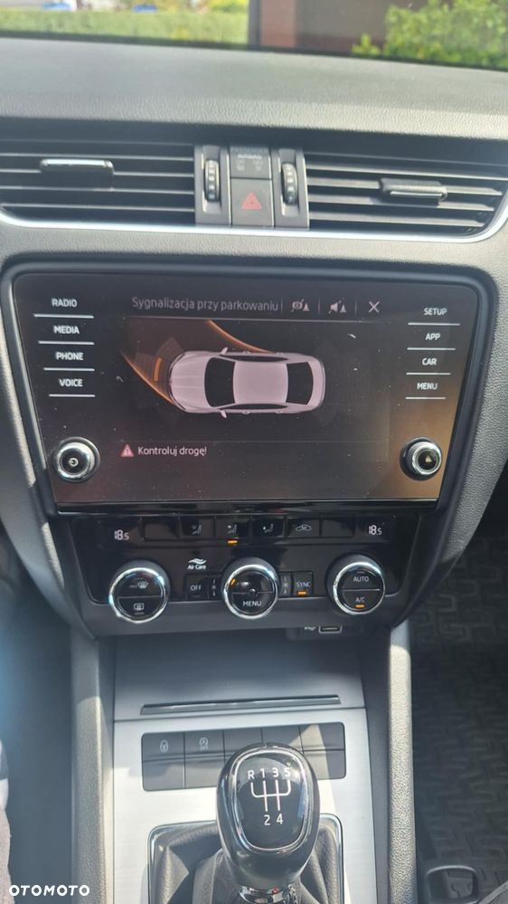 Skoda Octavia 1.6 TDI SCR Ambition - 11