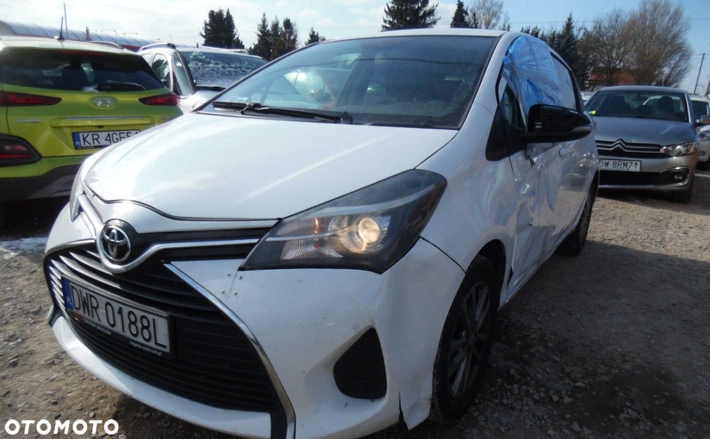 Toyota Yaris - 2