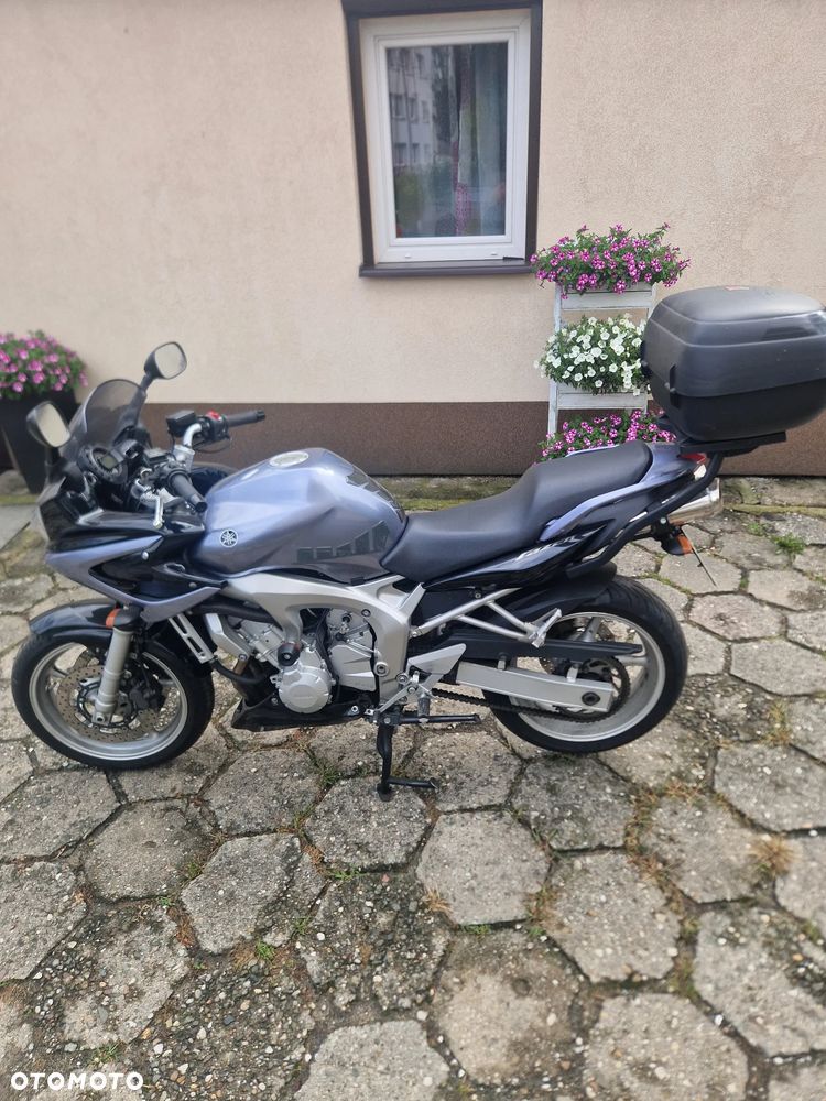 Yamaha FZ6 - 2