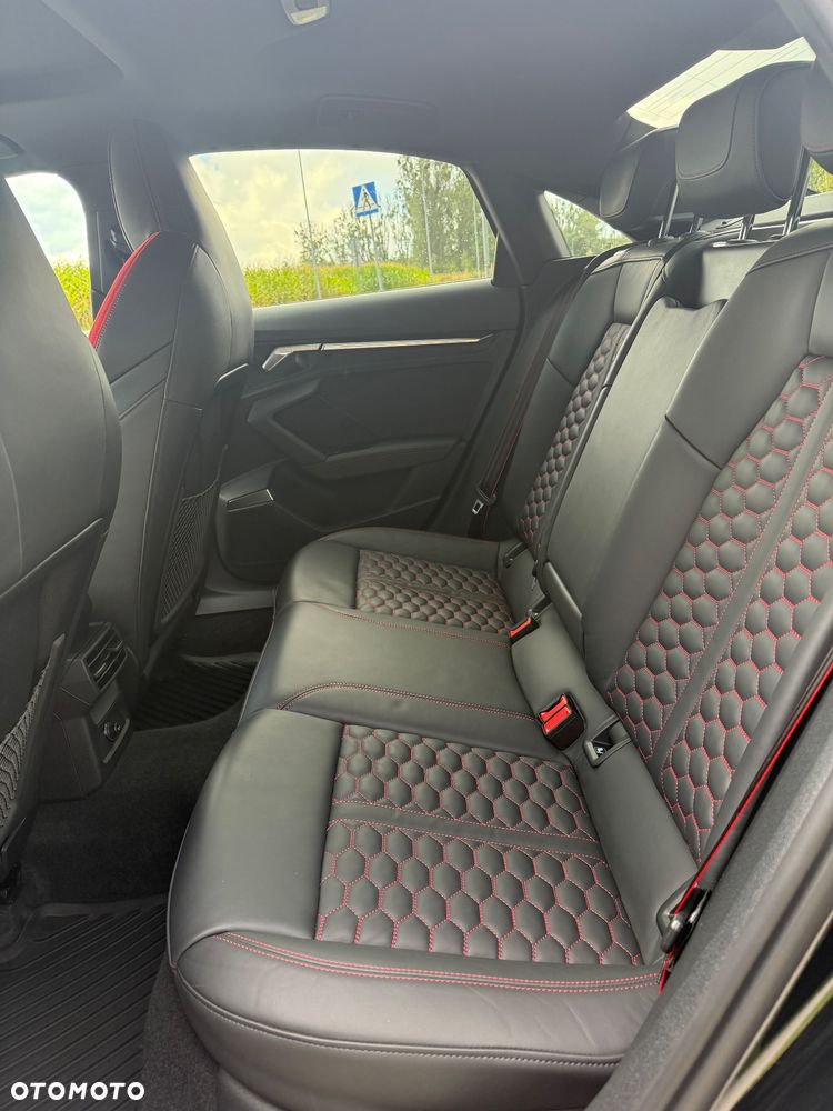 Audi RS3 Limousine - 6