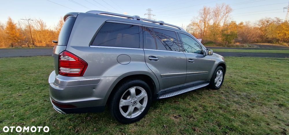 Mercedes-Benz GL 320 CDI DPF 4Matic 7G-TRONIC - 12
