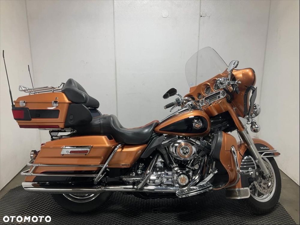 Harley-Davidson Touring Electra Glide - 10